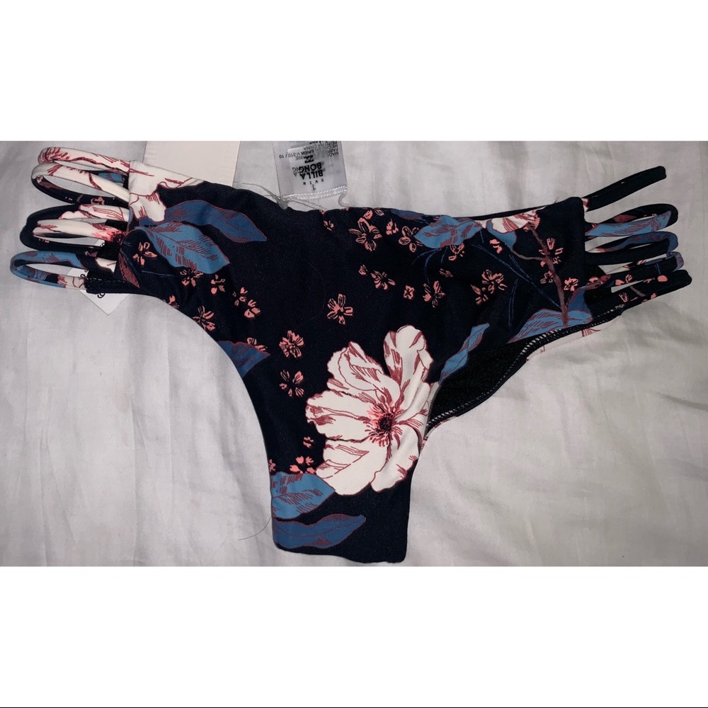 Cheeky swim bottoms